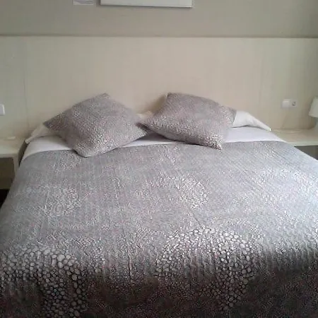 Hotel Estació Del Nord 3*